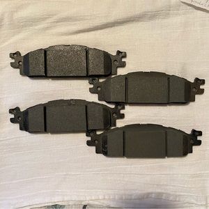 -Raybestos 2011-2019 Front Brake Pads for Ford Lincoln Models